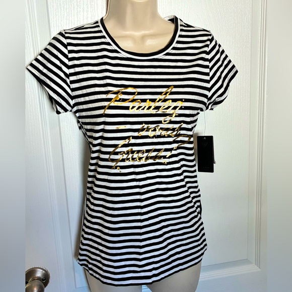 Black and White Striped Guess Top With Gold “Parley Vous Guess” Medium - NWT! - Picture 1 of 10